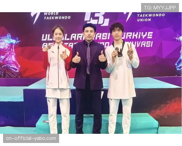 土耳其安塔利亚公开赛:陕西小将吴杉杉夺女子62公斤级冠军 土耳其安塔利亚公开赛:陕西小将吴杉杉夺女子62公斤级冠军